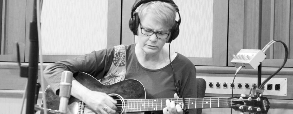 Corn Fed Girl Darcy Wilkin takes a solo turn