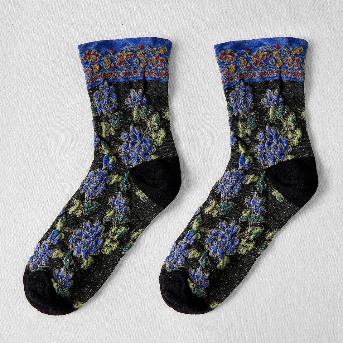 Rufia - Embossed Floral Pattern Women's Socks: Black / One Size