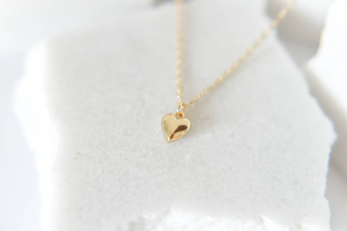 The Blakely 18k Gold Plated Dainty Bubble Heart Charm Necklace / Bella Rey