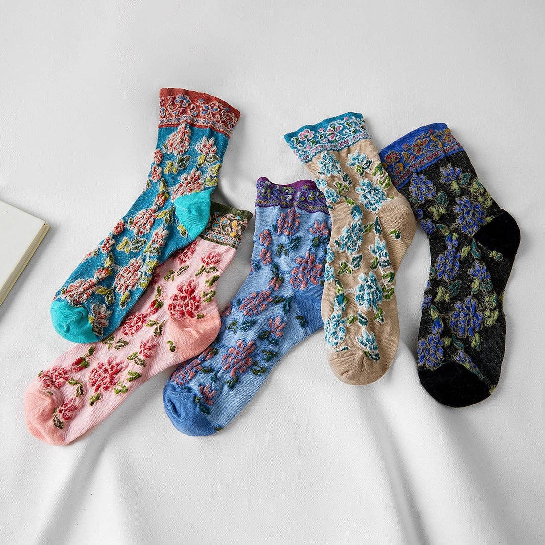 Rufia - Embossed Floral Pattern Women's Socks: Black / One Size