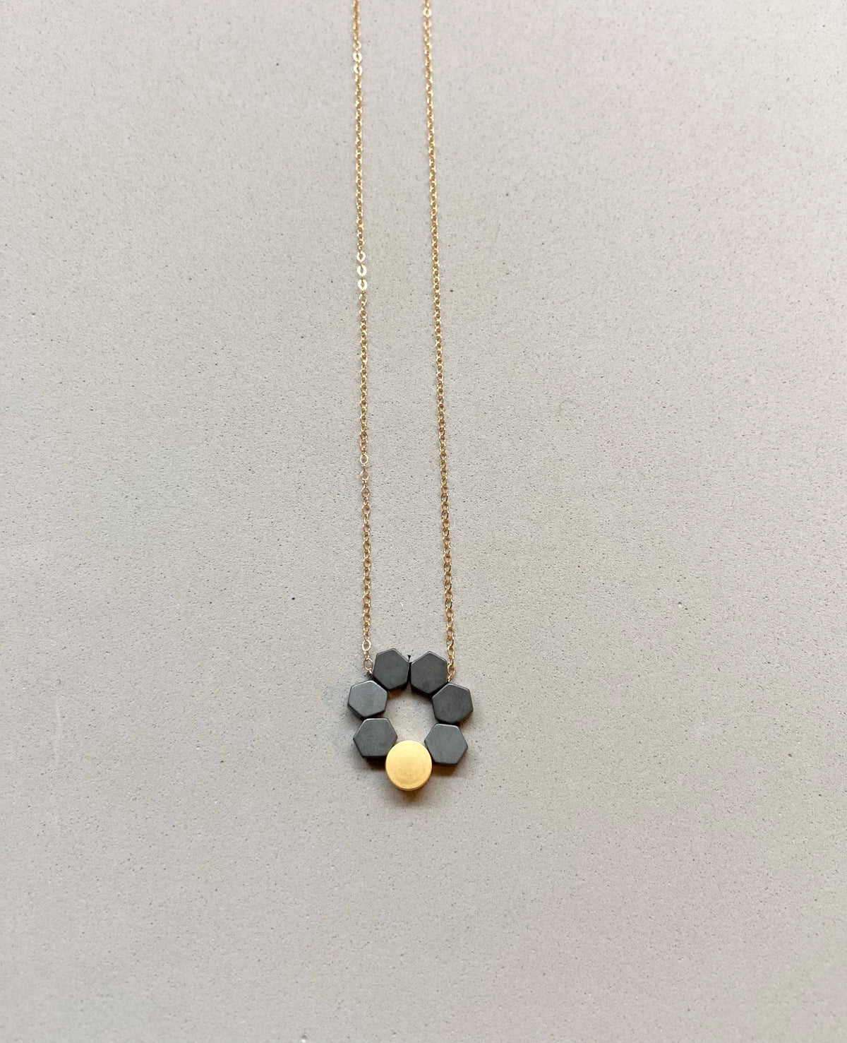 Petals necklace