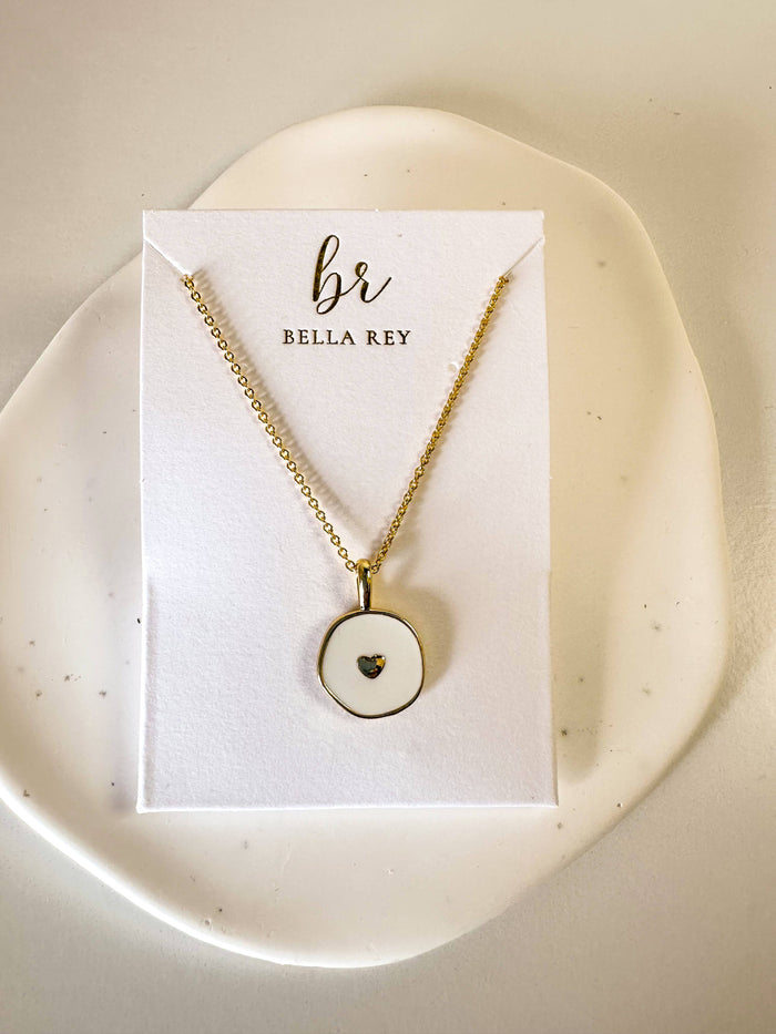 The Remy Dainty Heart Charm Necklace 18k Gold Plated / Bella Rey