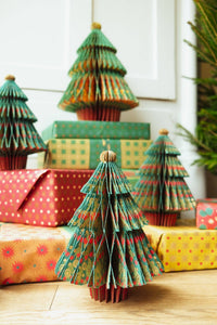 CHRISTMAS TREE HONEYCOMB