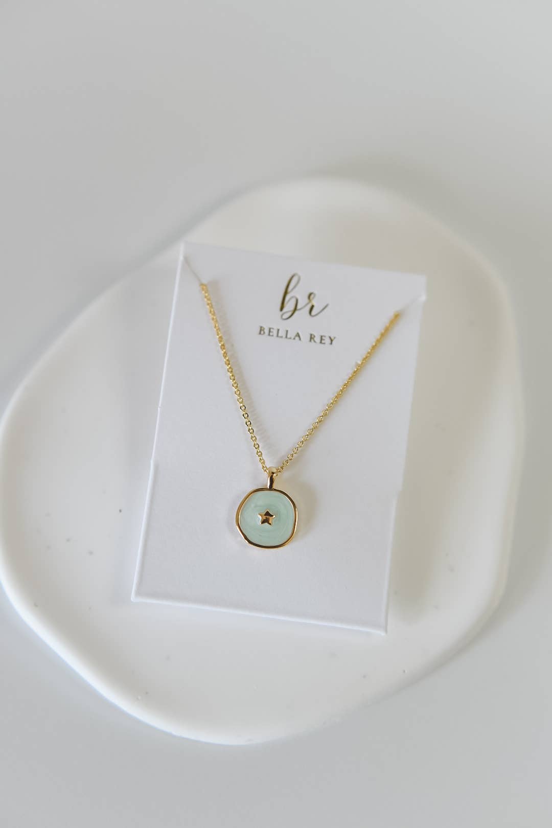 The Clara Dainty Star Charm Necklace 18k Gold Plated / Bella Rey