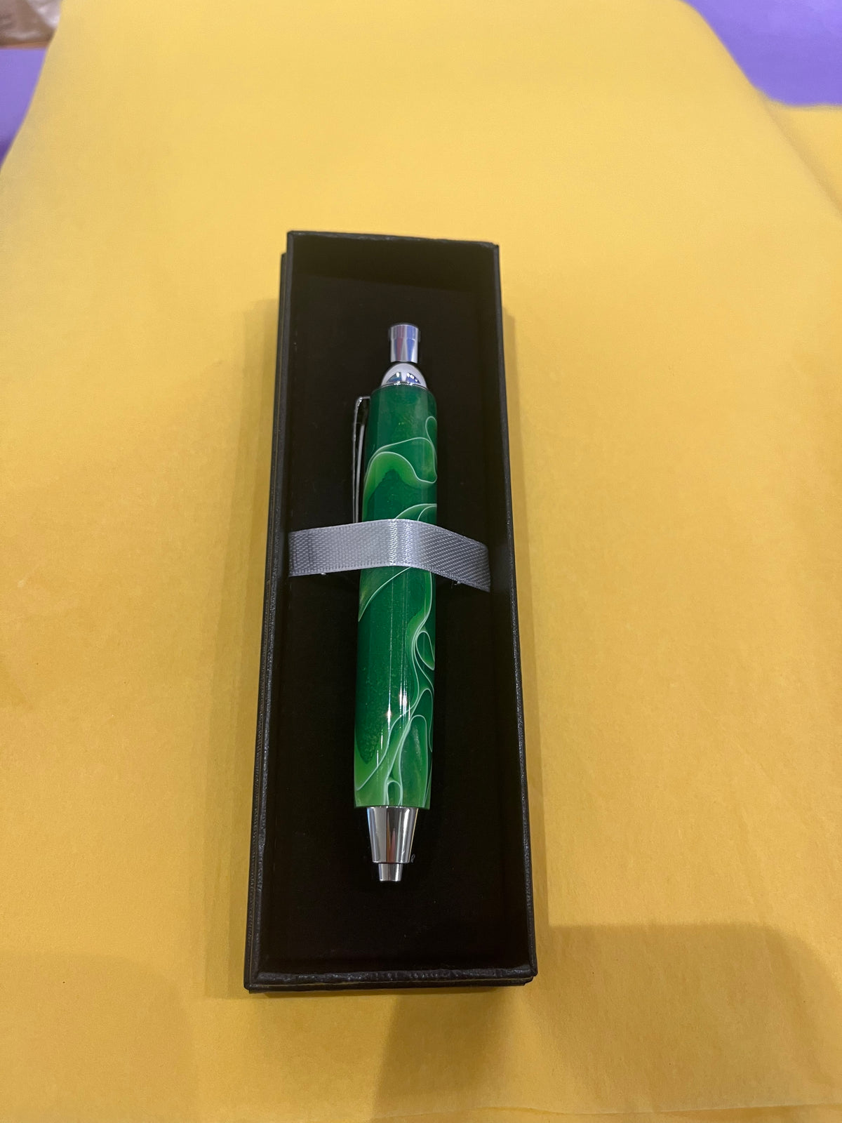 Beautiful Handmade Drawing Pencil / Green