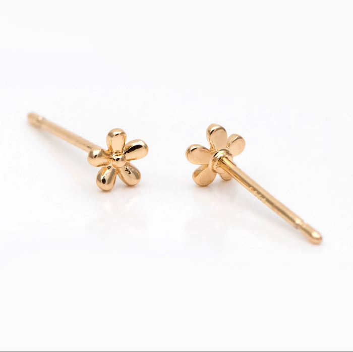 18k Gold Plated Flower Stud Earrings - Dainty & Demure