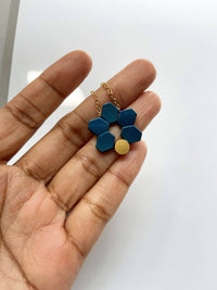 Petals necklace