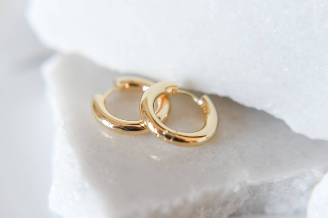 The Indy 18k Gold Plated Hoop Earrings - Hypoallergenic / Bella Rey