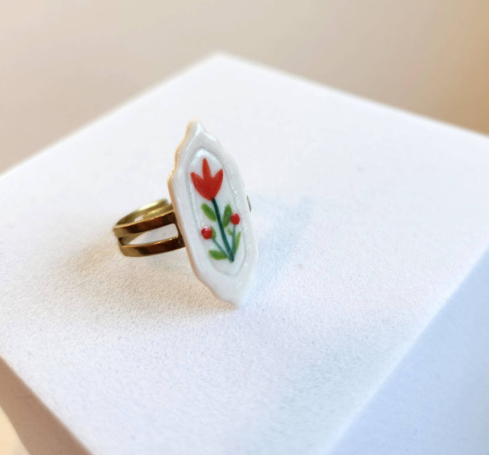 Framed floral ring