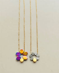 Petals necklace